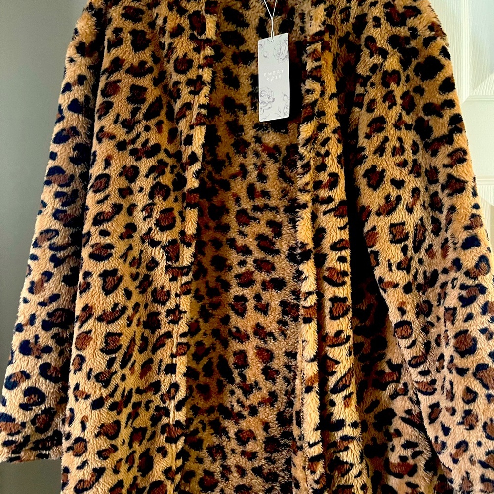 Lightweight Leopard Coat